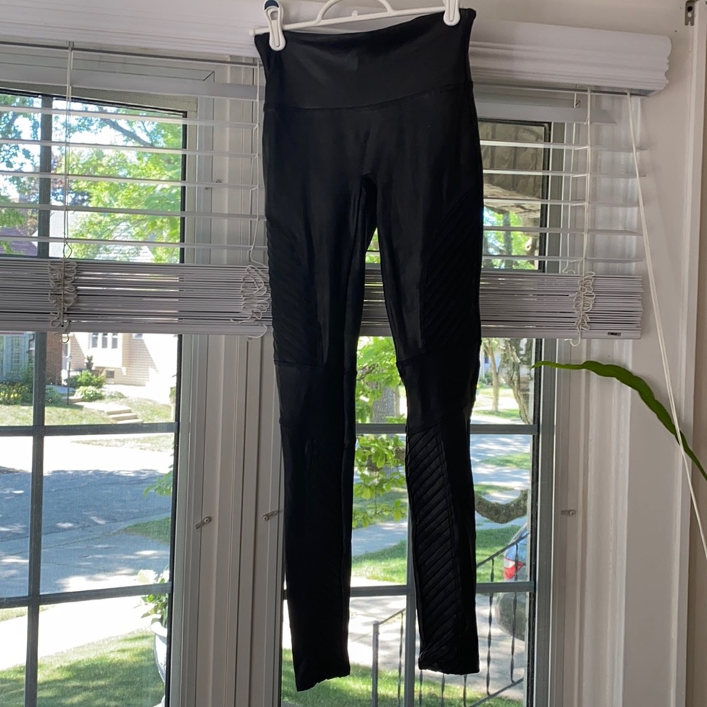 leather leggings